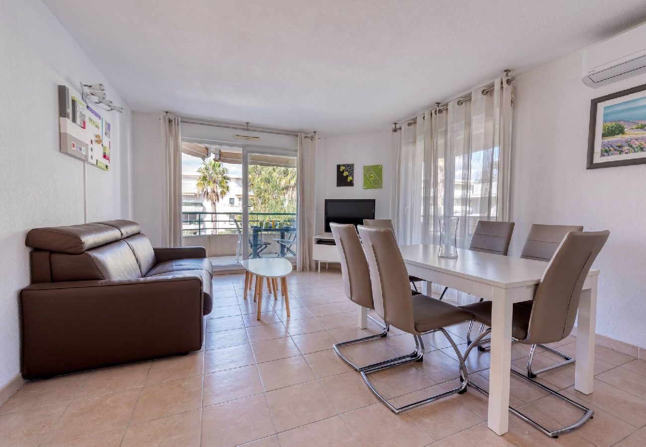 Apartment in Villeneuve-Loubet - LEN SUNSET Regent Park
