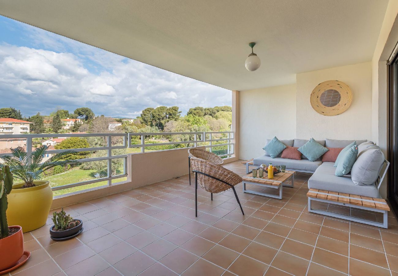 Apartment in Antibes - PAN SUNSET LE PARC
