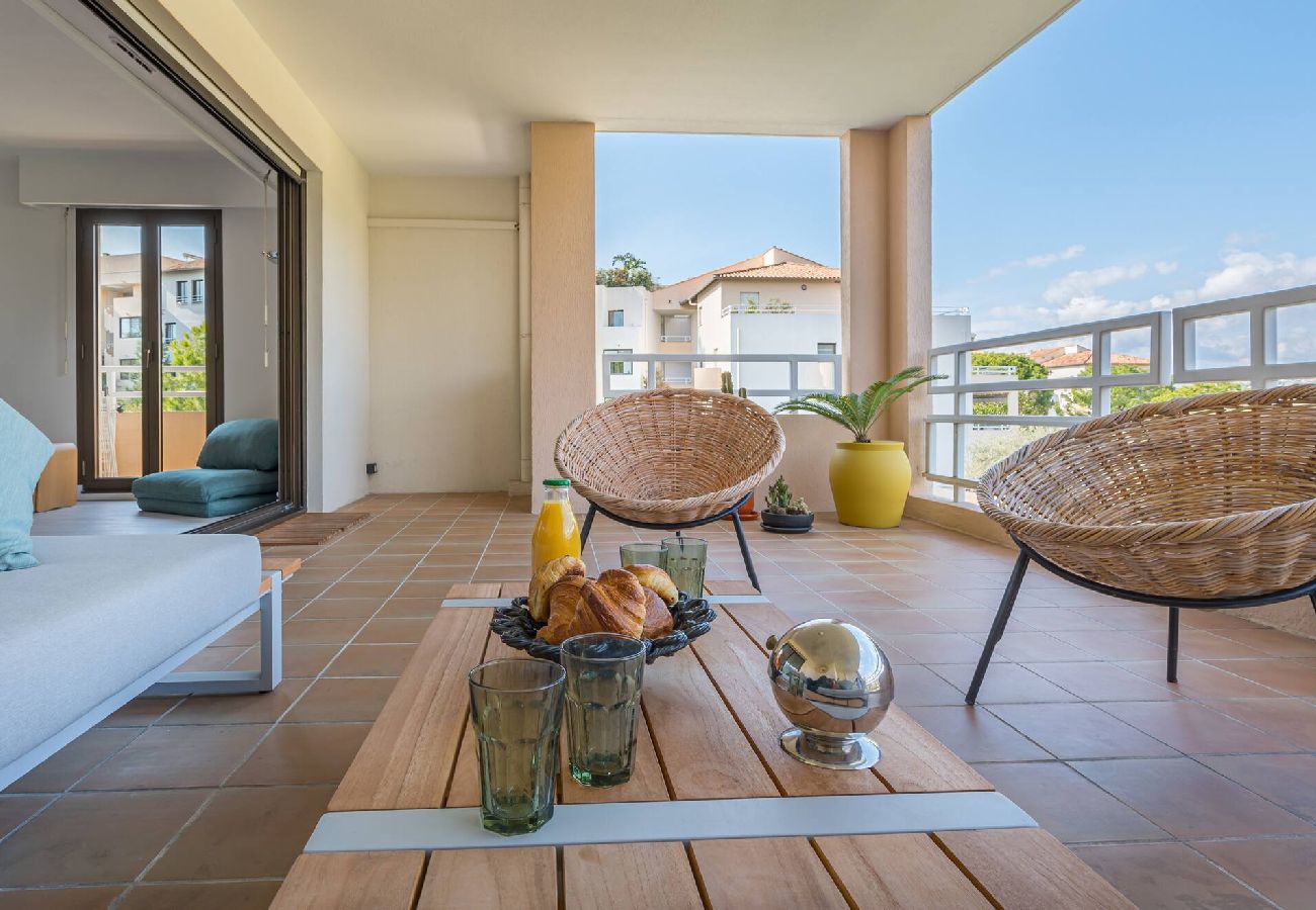 Apartment in Antibes - PAN SUNSET LE PARC