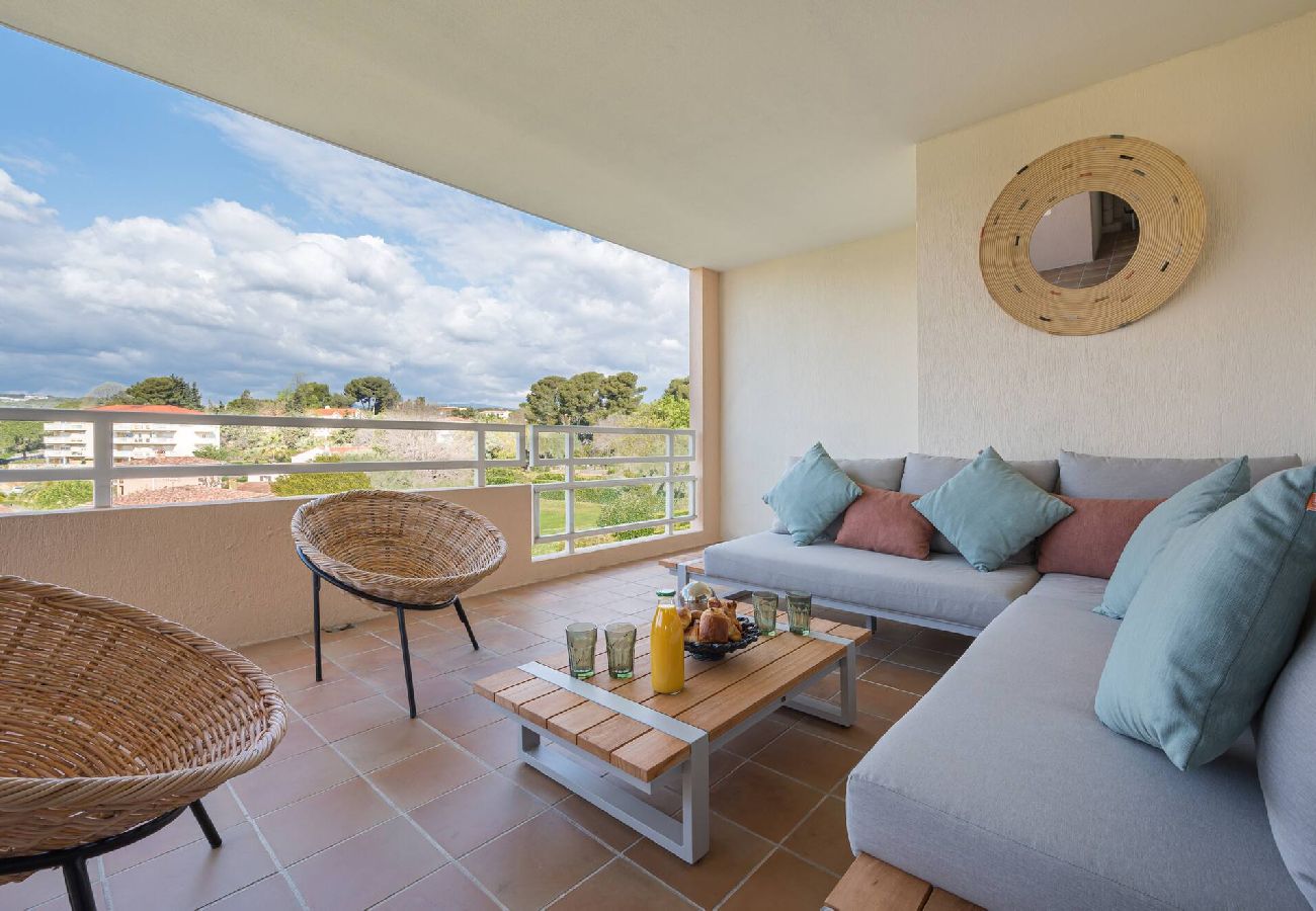 Apartment in Antibes - PAN SUNSET LE PARC