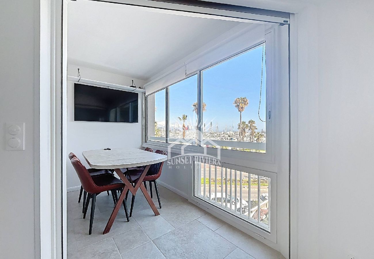 Apartment in Antibes - PAU SUNSET PORT VAUBAN
