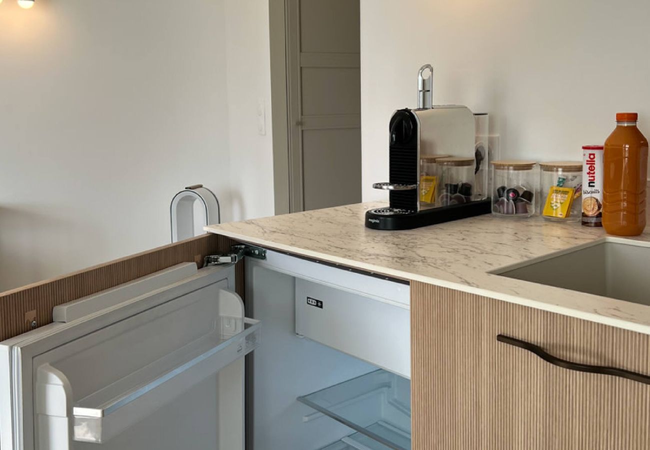 Apartment in Antibes - PAU SUNSET PORT VAUBAN