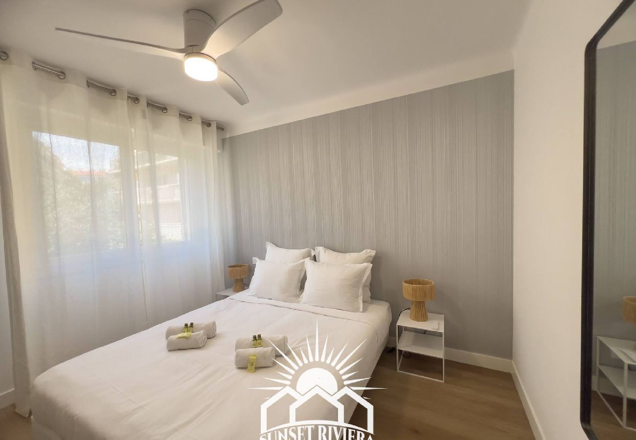 Apartment in Antibes - MAR SUNSET LE ROSSINI