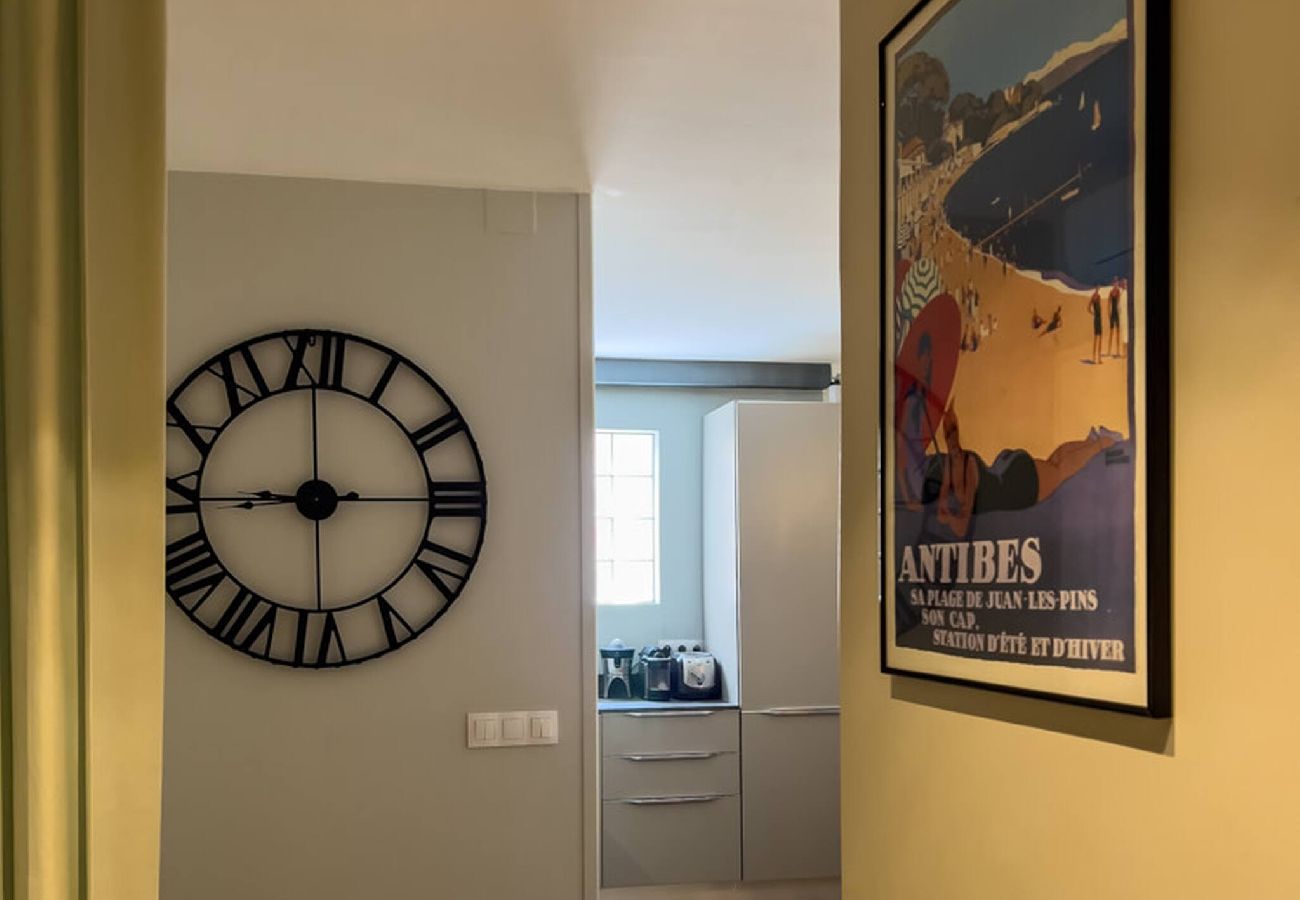 Apartment in Antibes - WIL SUNSET PATIO VAUBAN