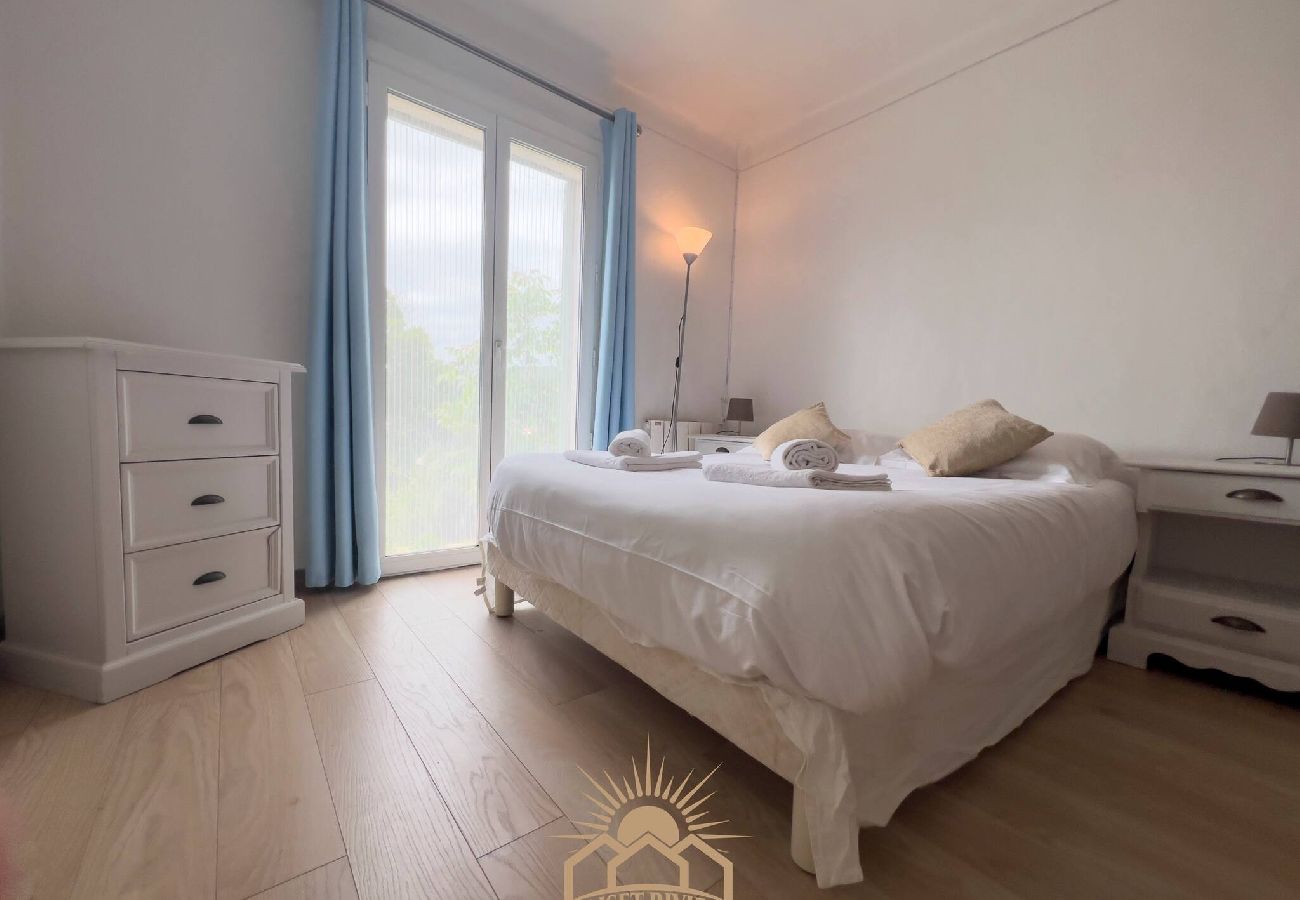 Villa in Le Rouret - FRO SUNSET LES GUIOLS