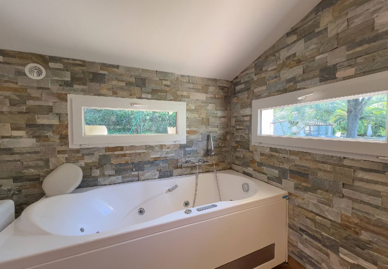 House in Roquefort-les-Pins - MAR LA CIGALIERE