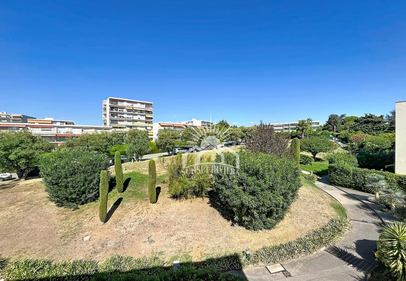 Apartment in Antibes - BIN DOLCE VITA