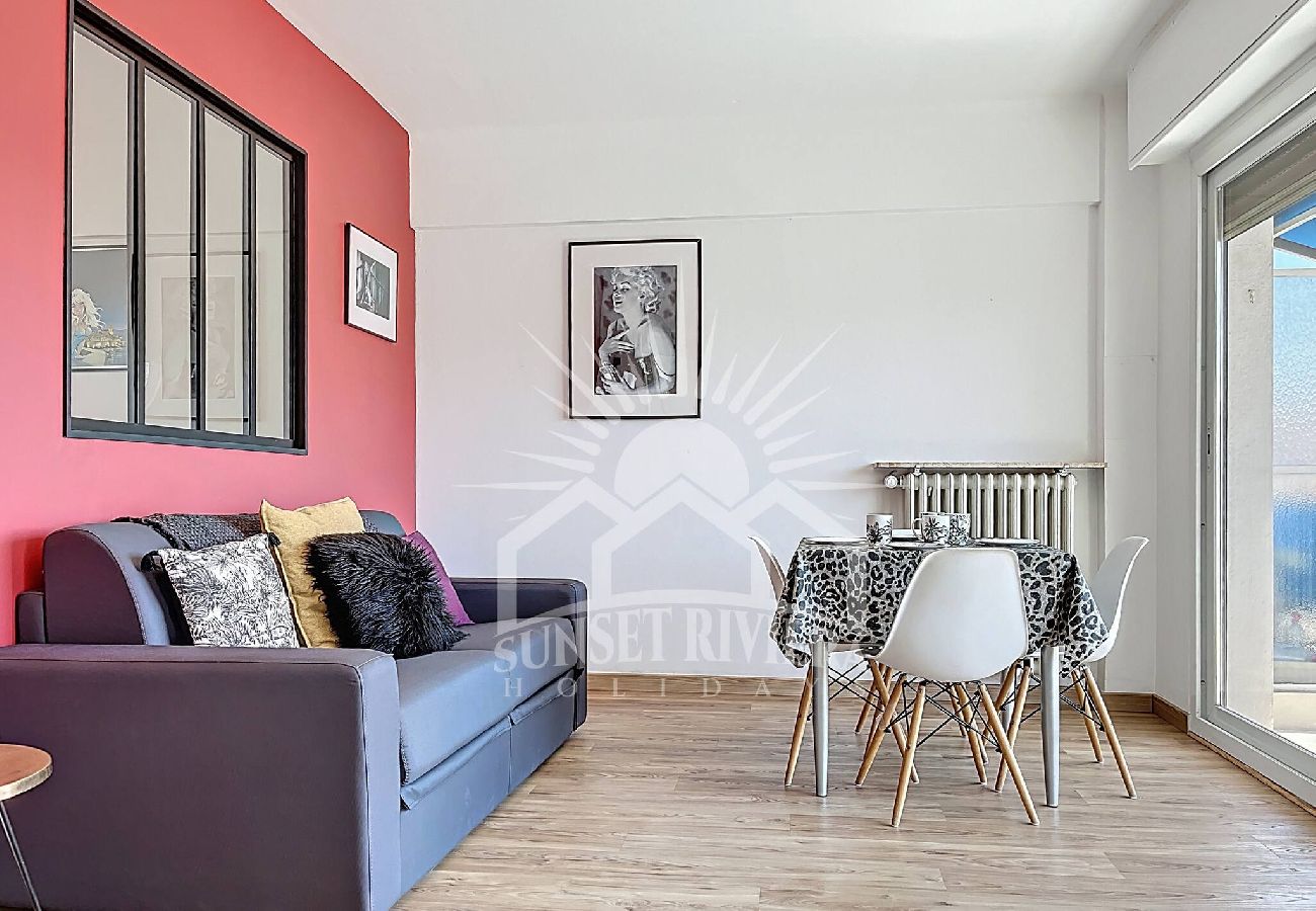 Apartment in Antibes - MAL SUNSET L´AIGLON