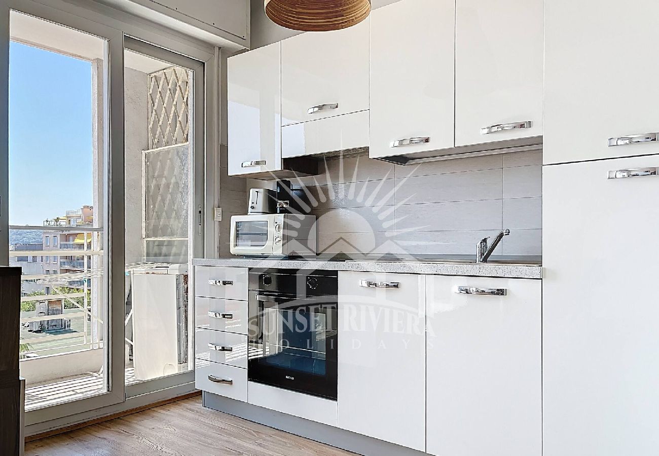 Apartment in Antibes - MAL SUNSET L´AIGLON