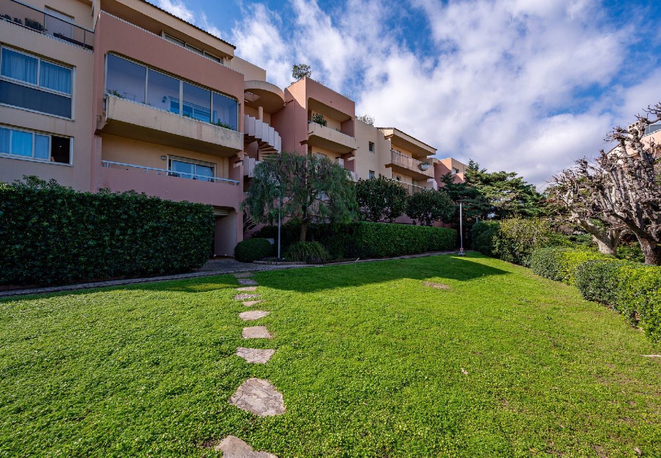 Apartment in Antibes - PON SUNSET T2 LA BADINE