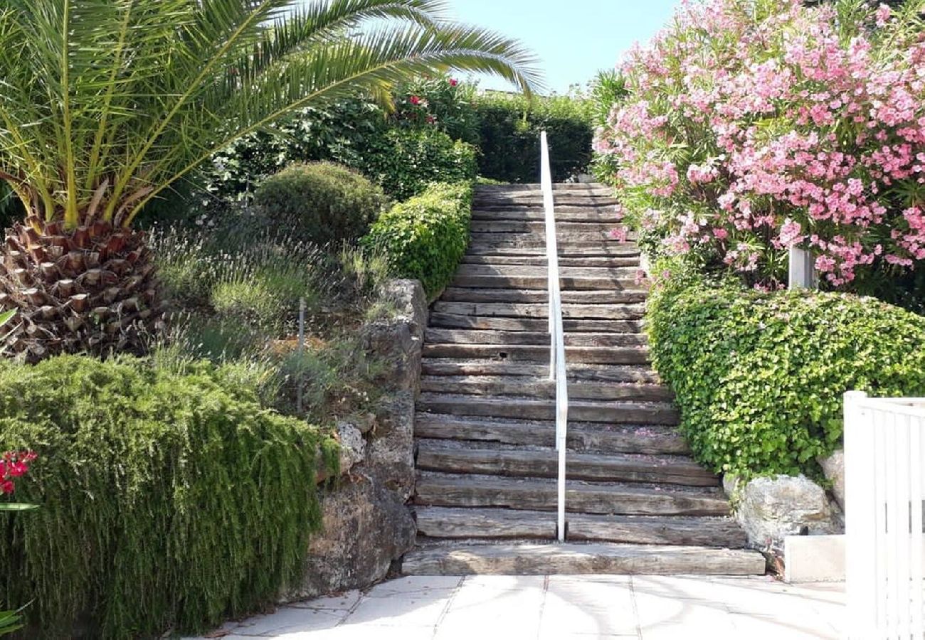 Apartment in Antibes - PON SUNSET ST LA BADINE