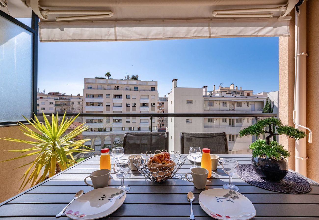 Apartment in Antibes - SZT SUNSET EDEN SQUARE