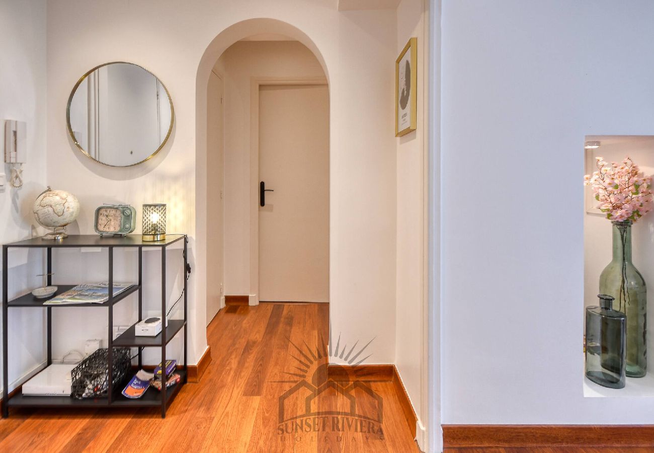 Apartment in Antibes - DAU SUNSET LE CARNOT