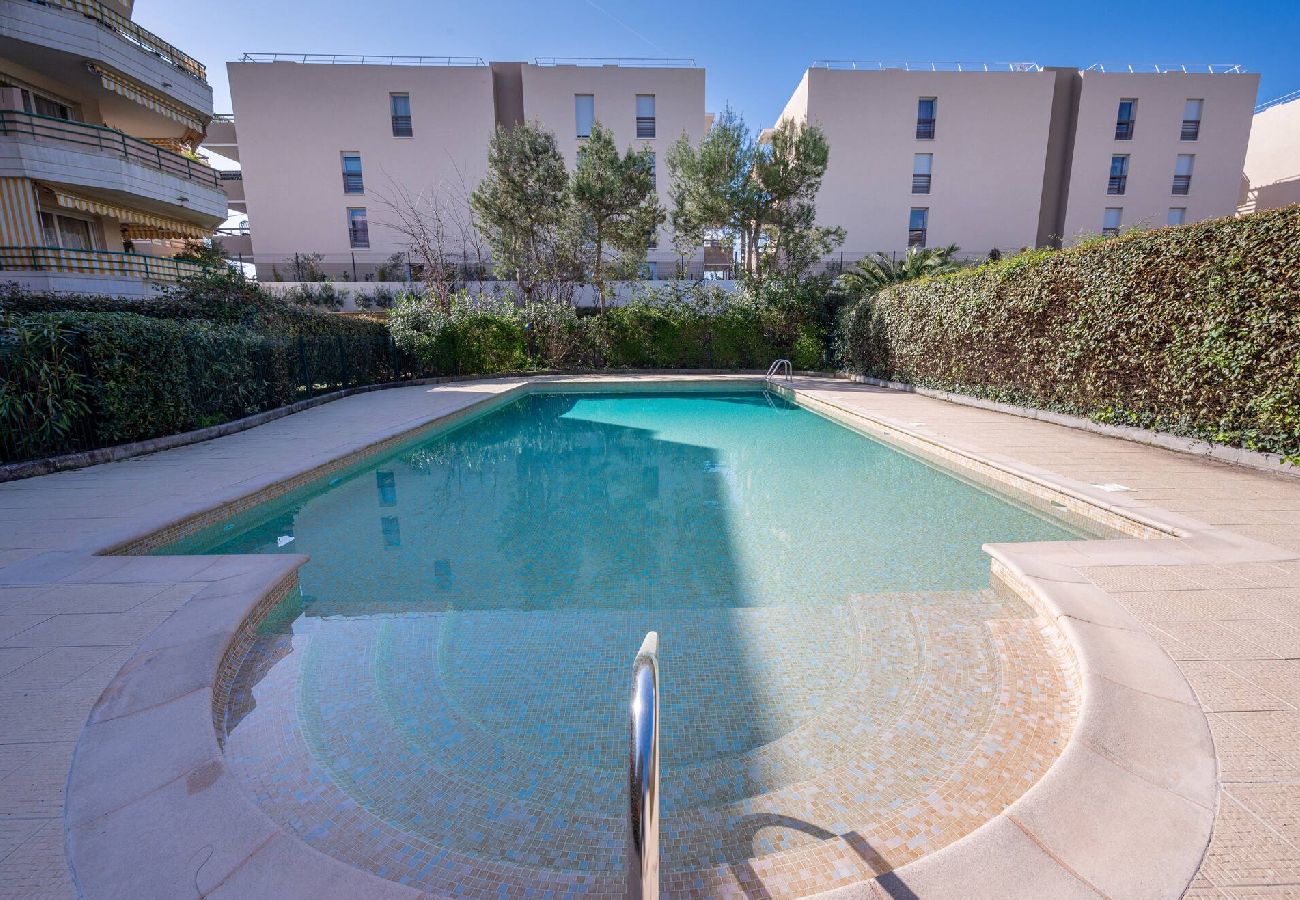 Appartement à Villeneuve-Loubet - LEN SUNSET Regent Park