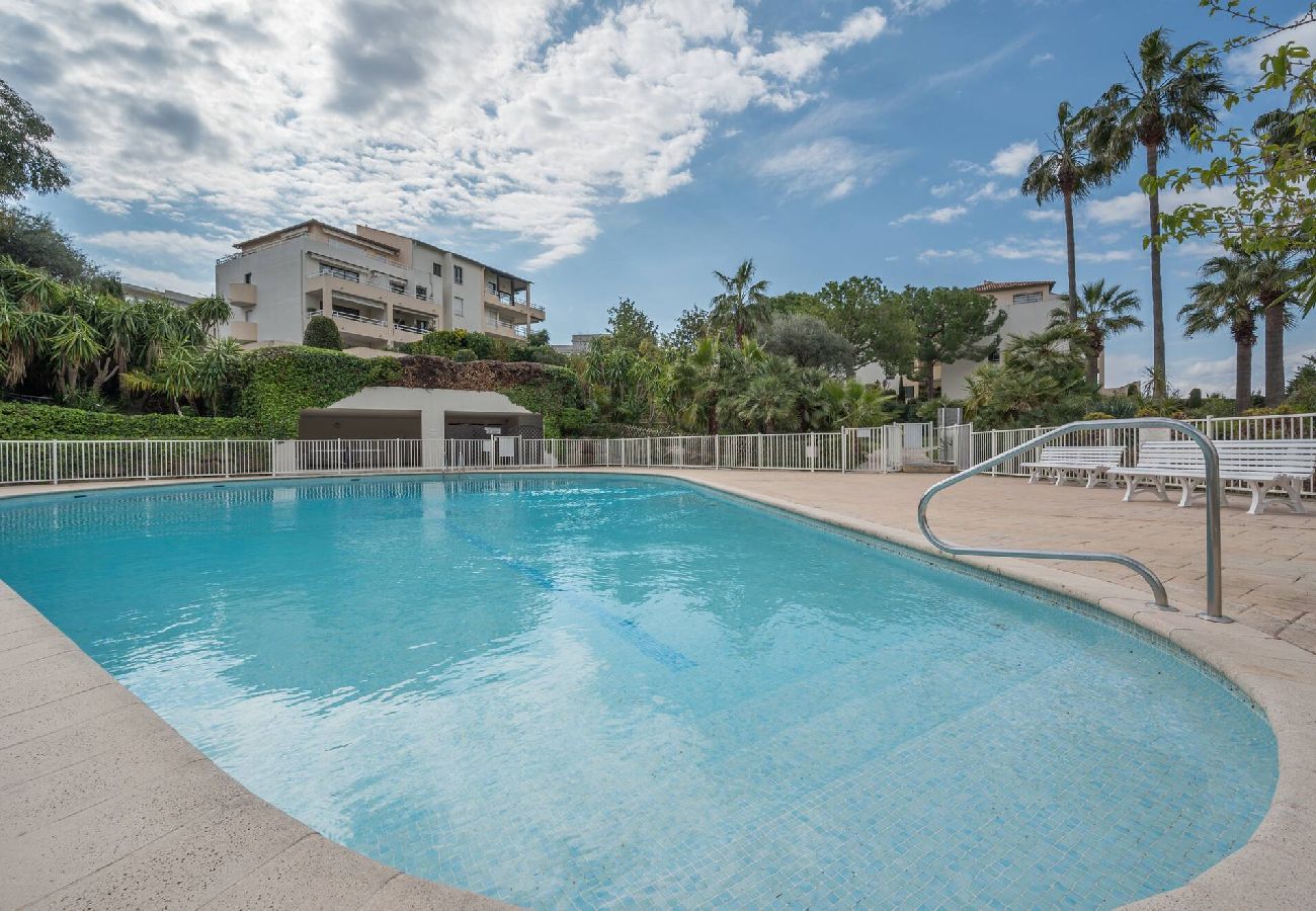 Appartement à Antibes - PAN SUNSET LE PARC
