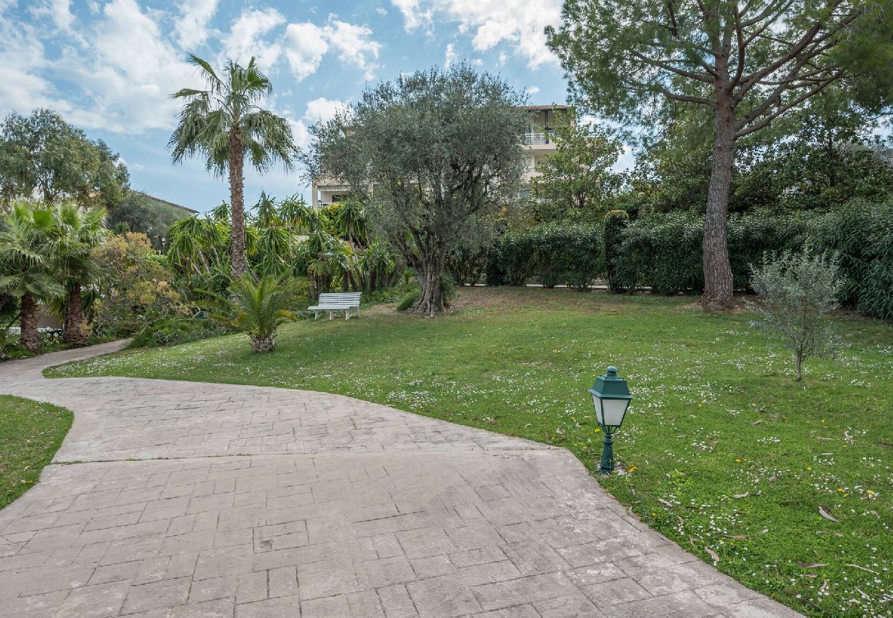 Appartement à Antibes - PAN SUNSET LE PARC