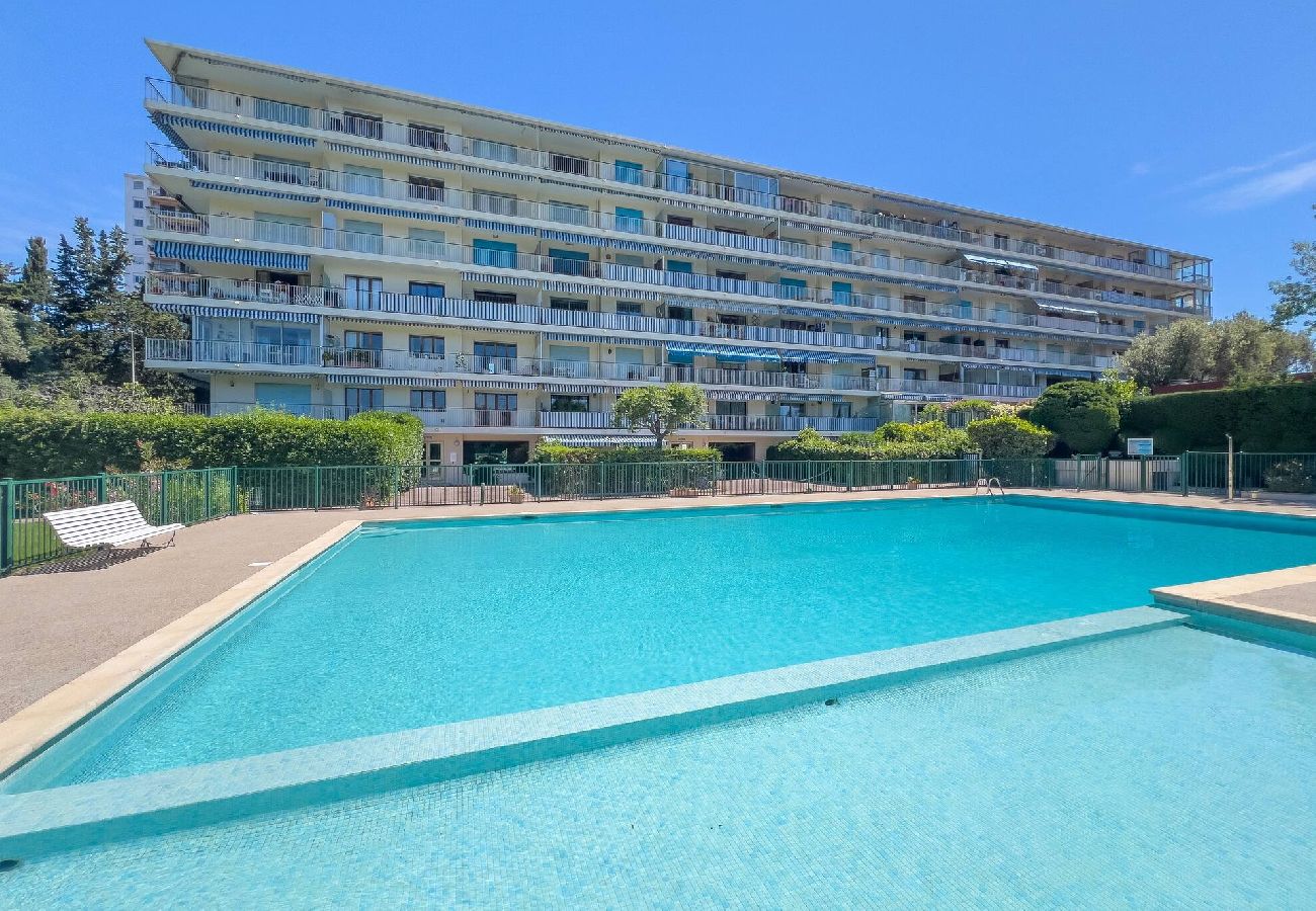 Appartement à Antibes - DUC SUNSET LA ROSERAIE