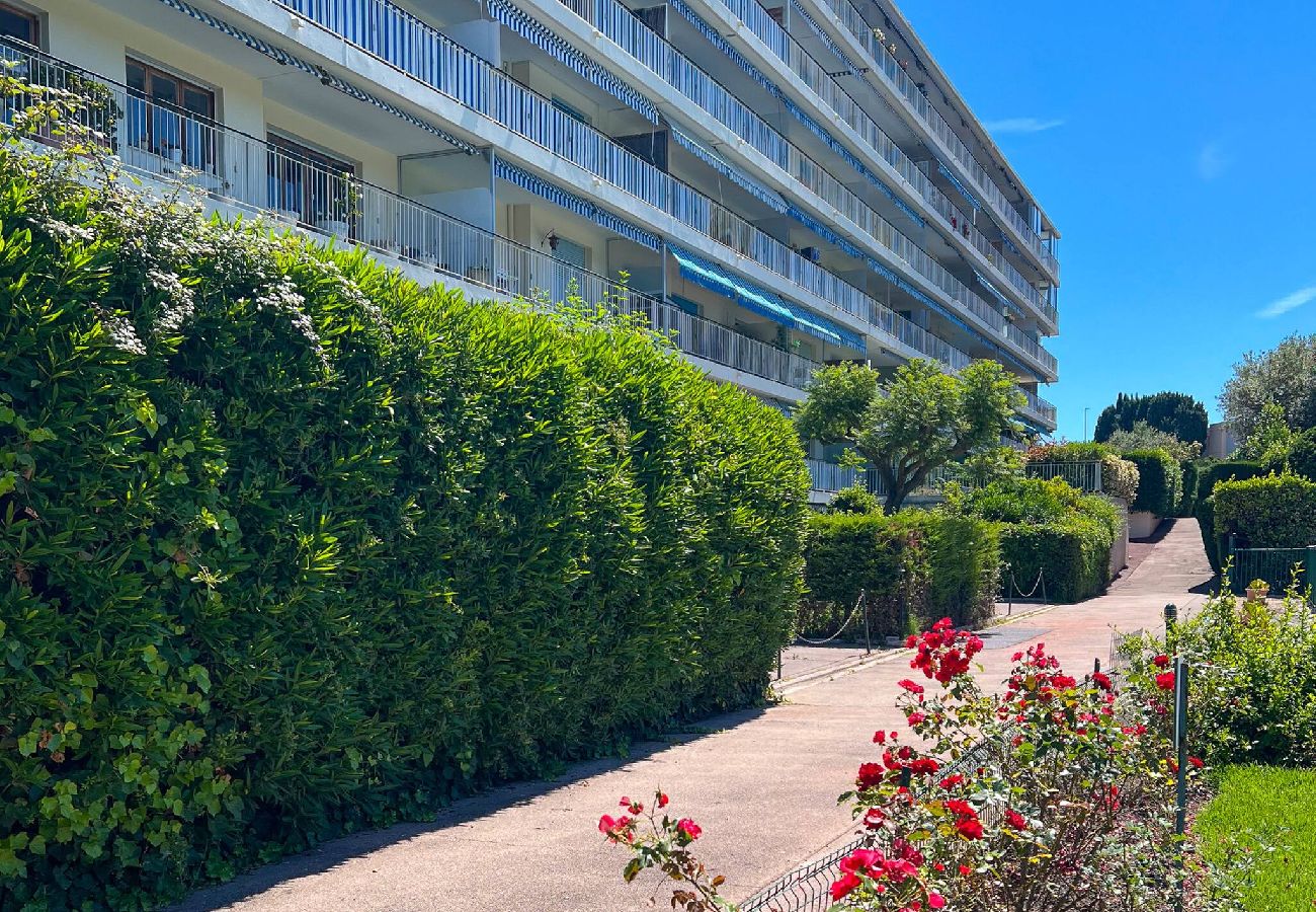 Appartement à Antibes - DUC SUNSET LA ROSERAIE