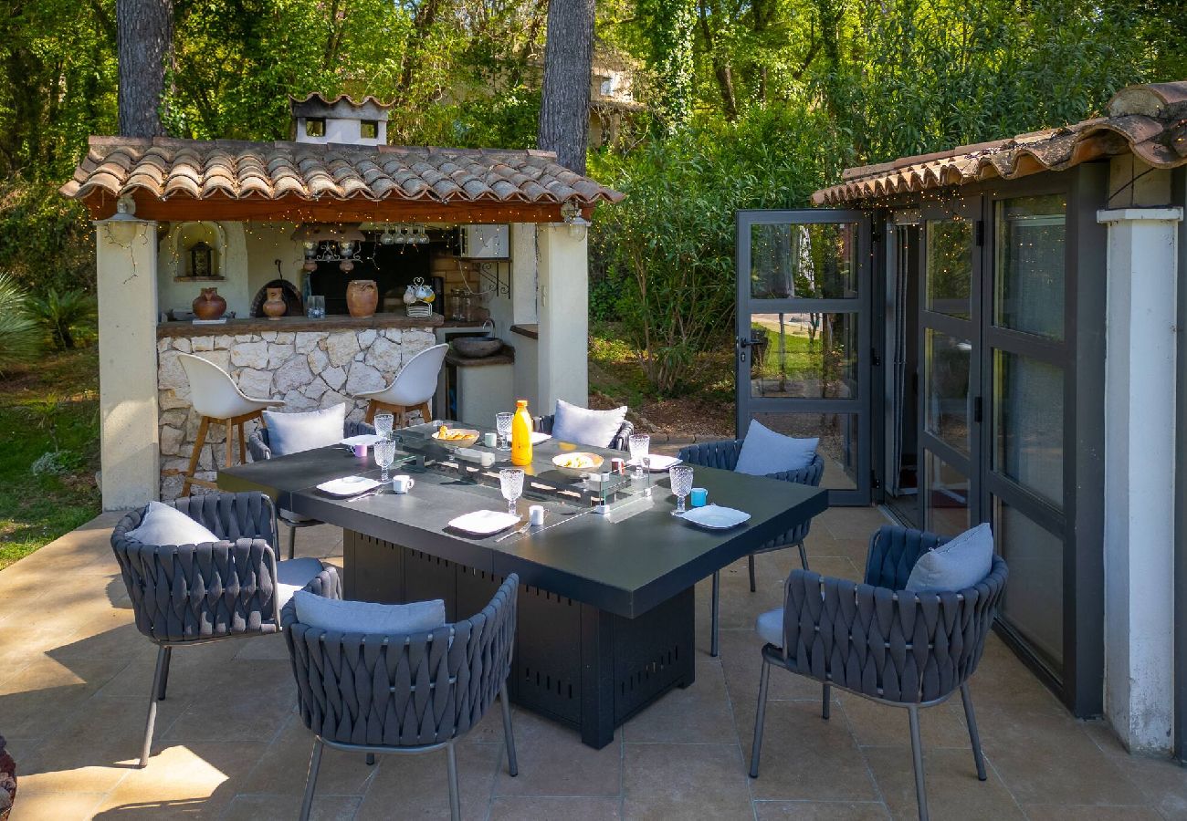 Maison à Roquefort-les-Pins - MAR LA CIGALIERE