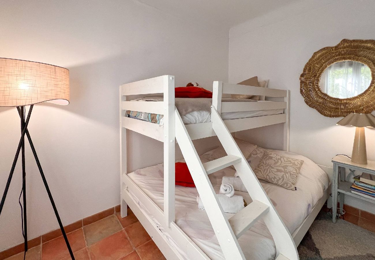 Maison à Roquefort-les-Pins - MAR LA CIGALIERE