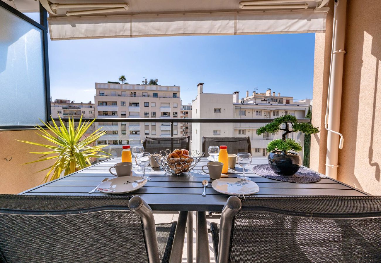 Appartement à Antibes - SZT SUNSET EDEN SQUARE