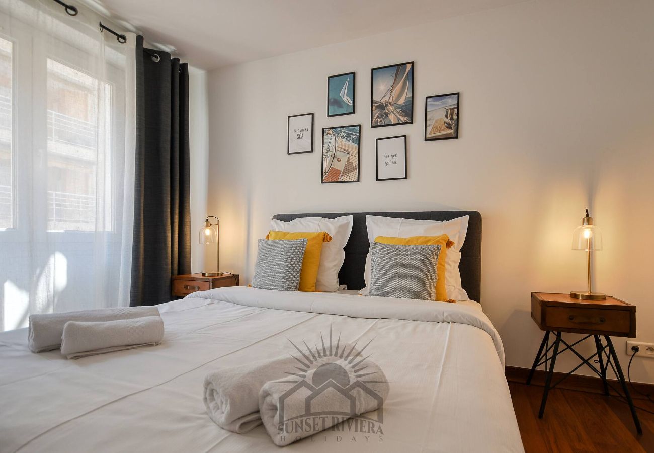 Appartement à Antibes - DAU SUNSET LE CARNOT